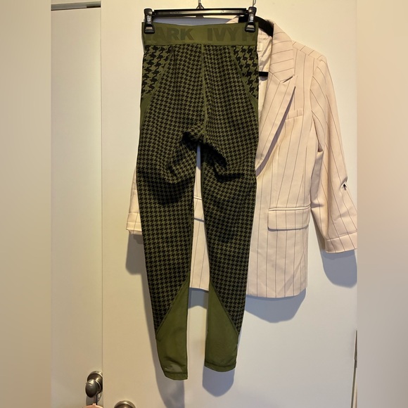 Adidas x Ivy Park Houndstooth Print Leggings - Picture 6 of 8